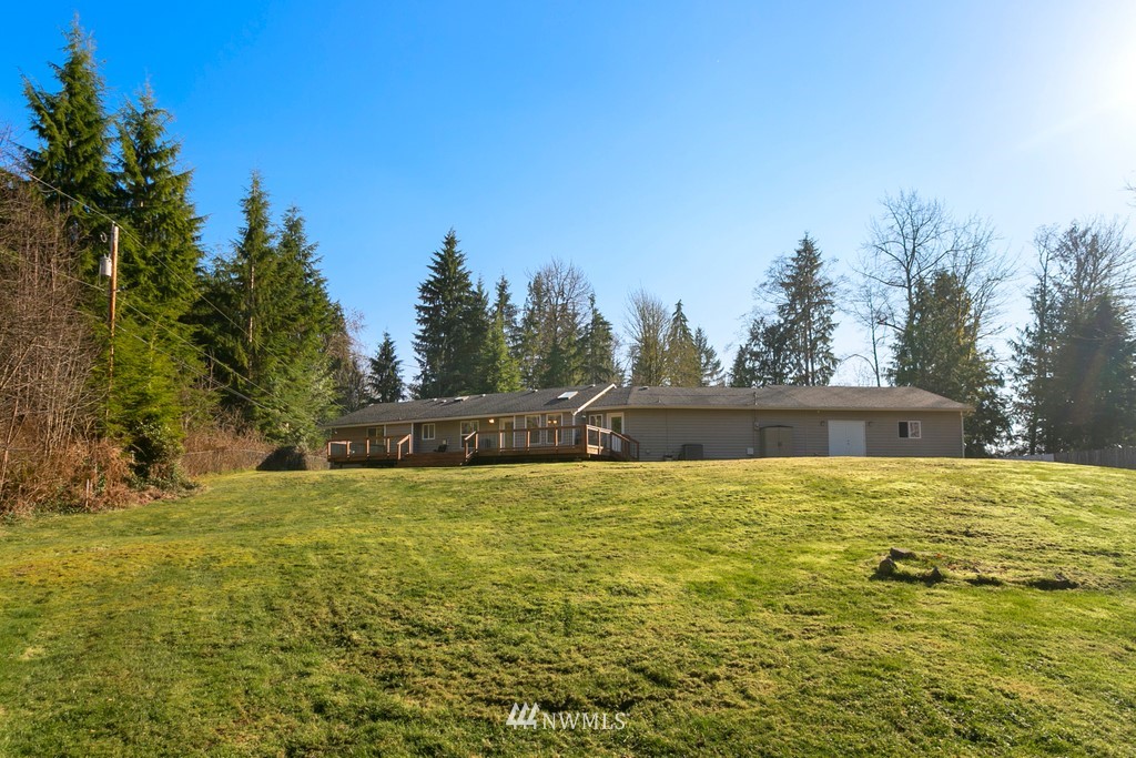 101 North Lake Roesiger Road Snohomish, WA 98290 - Photo 29 of 39 a view of a pool with a yard