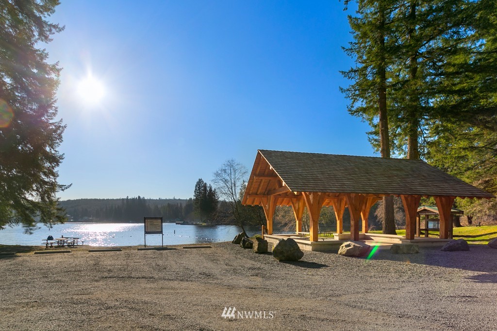 101 North Lake Roesiger Road Snohomish, WA 98290 - Photo 37 of 39 an outdoor space with seating