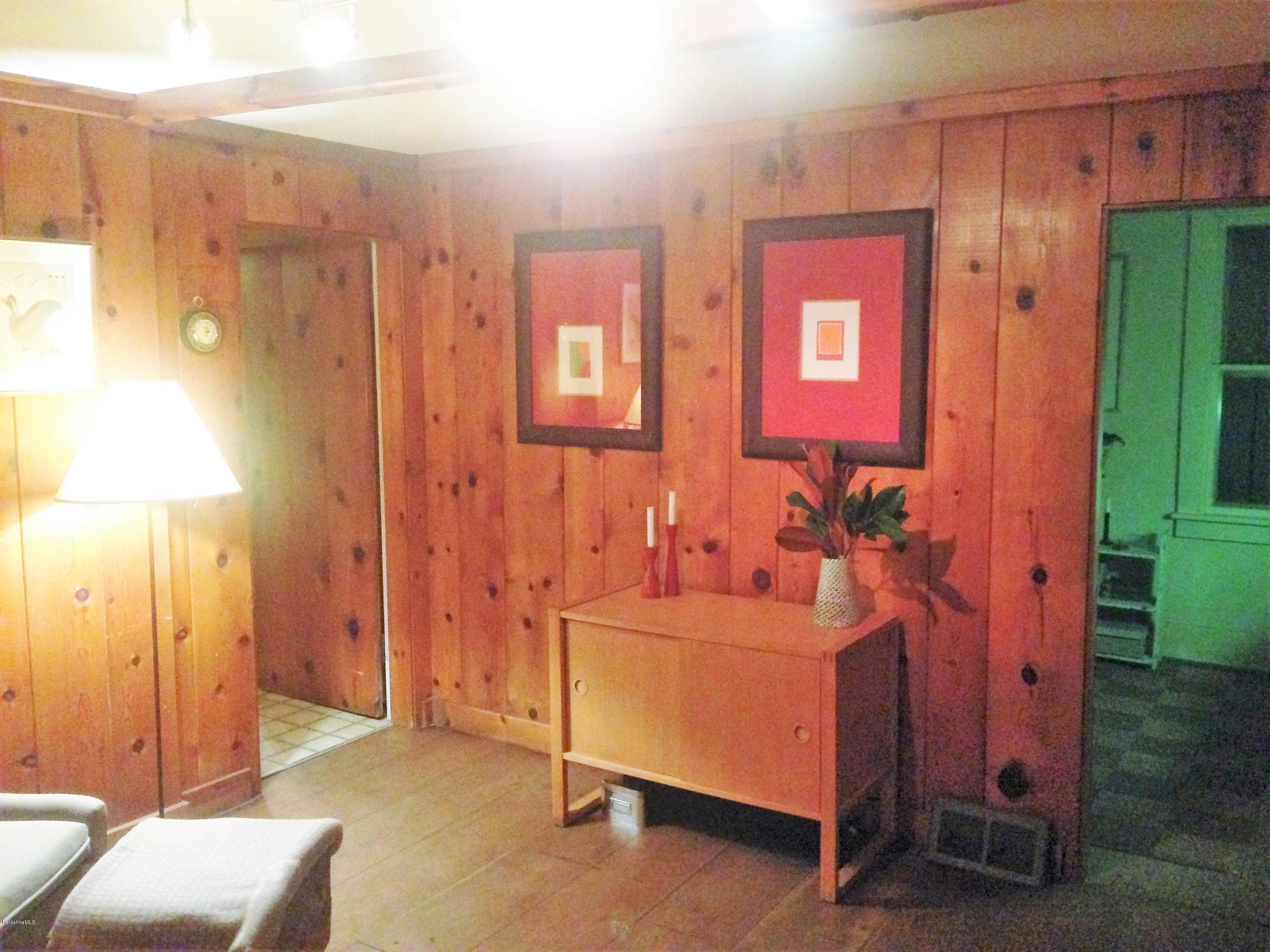 218 Old State Road Lanesborough, MA 01237 - Photo 14 of 40 Foyer Sitting Area