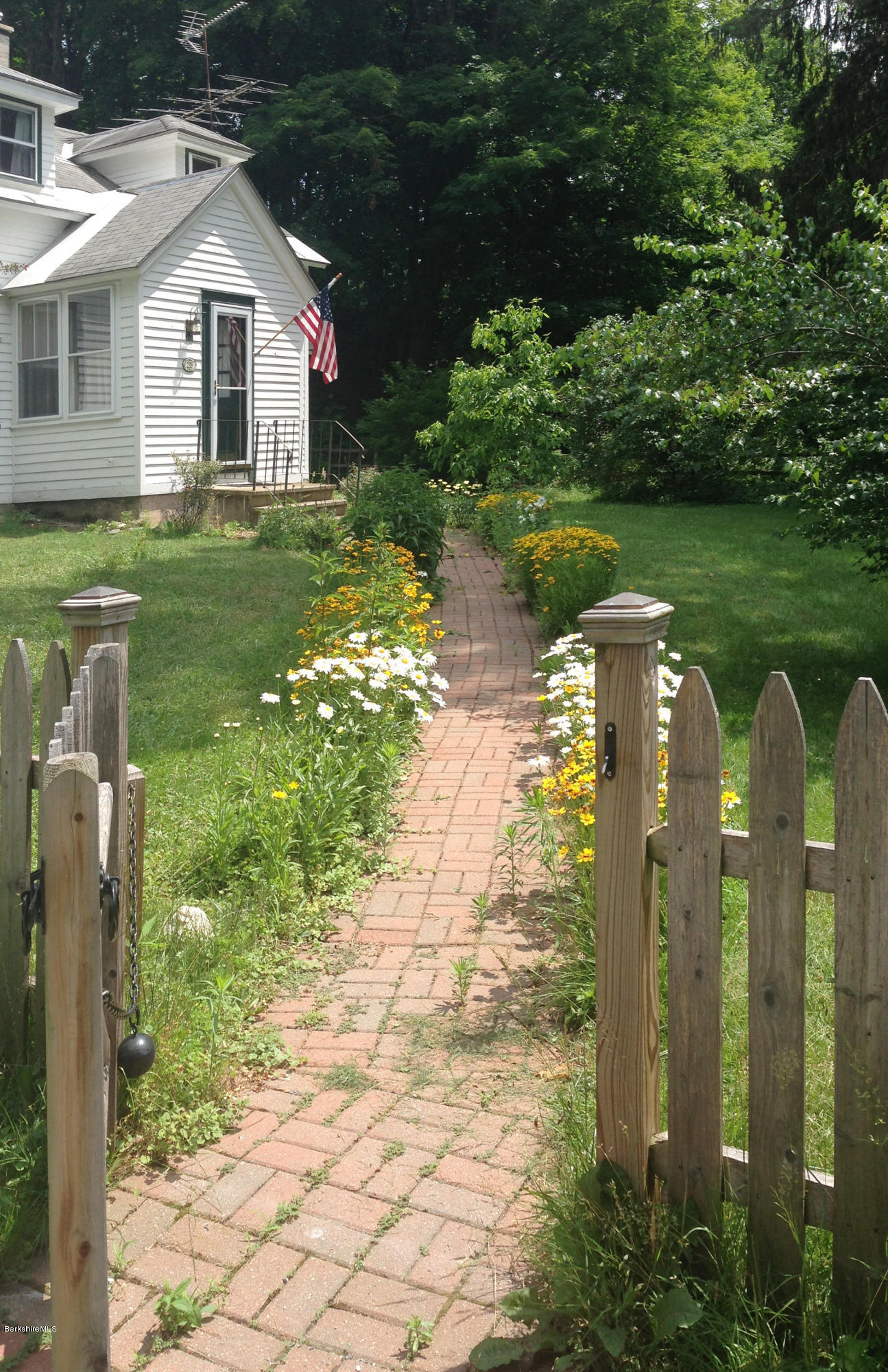 218 Old State Road Lanesborough, MA 01237 - Photo 35 of 40 front 1