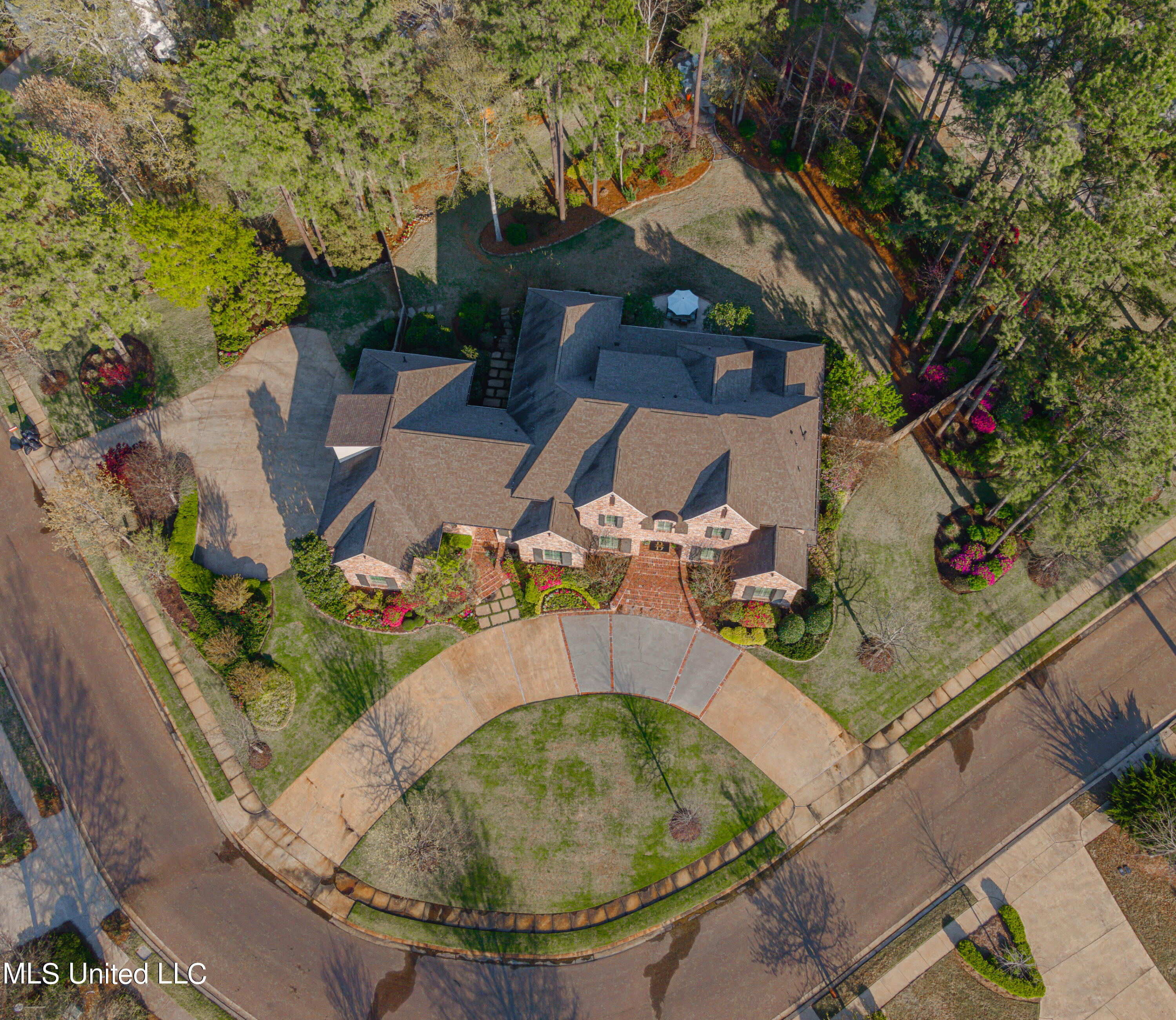 110 Rosedowne Bend Madison, MS 39110 - Photo 8 of 121 DJI_0651-Enhanced-NR