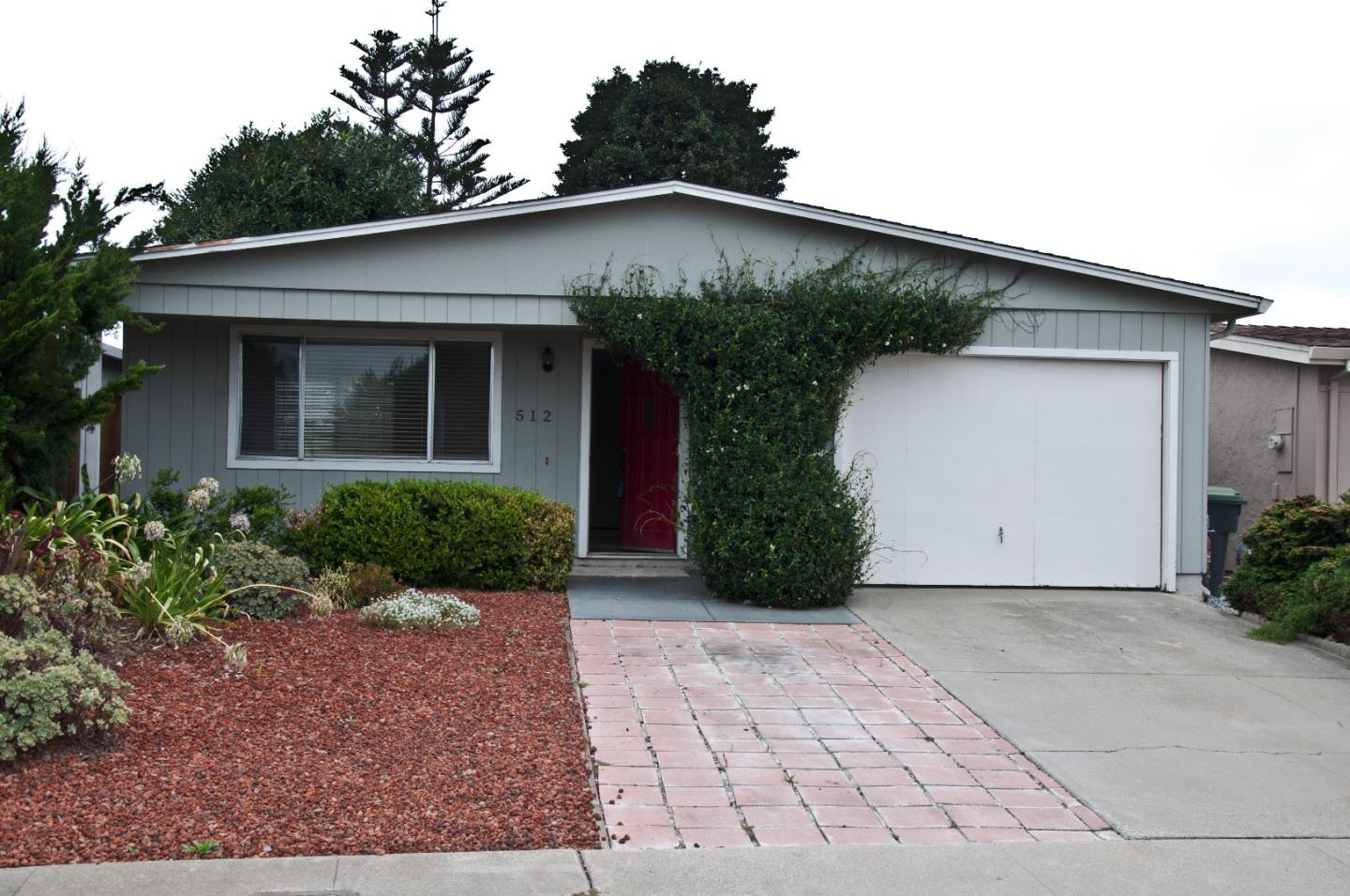 512 El Rio Street Watsonville, CA 95076 - Photo 1 of 17 Gallery Image 1