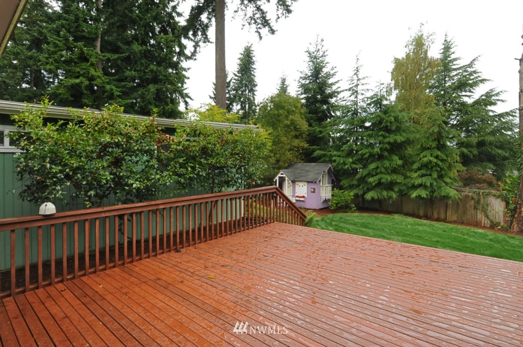 765 14th Way Southwest Edmonds, WA 98020 - Photo 18 of 20 Gallery Image 18