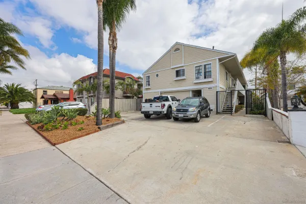 $2,800,000 | 4655 33rd Street, San Diego, CA 92116