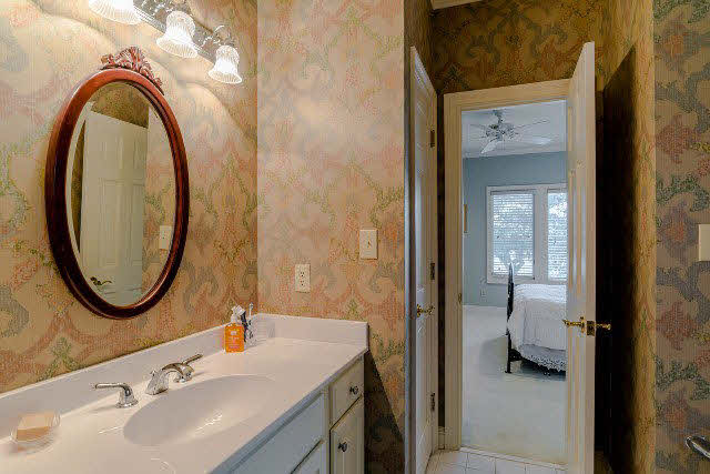407 South Mobile Street Fairhope, AL 36532 - Photo 13 of 26 Bathroom 3