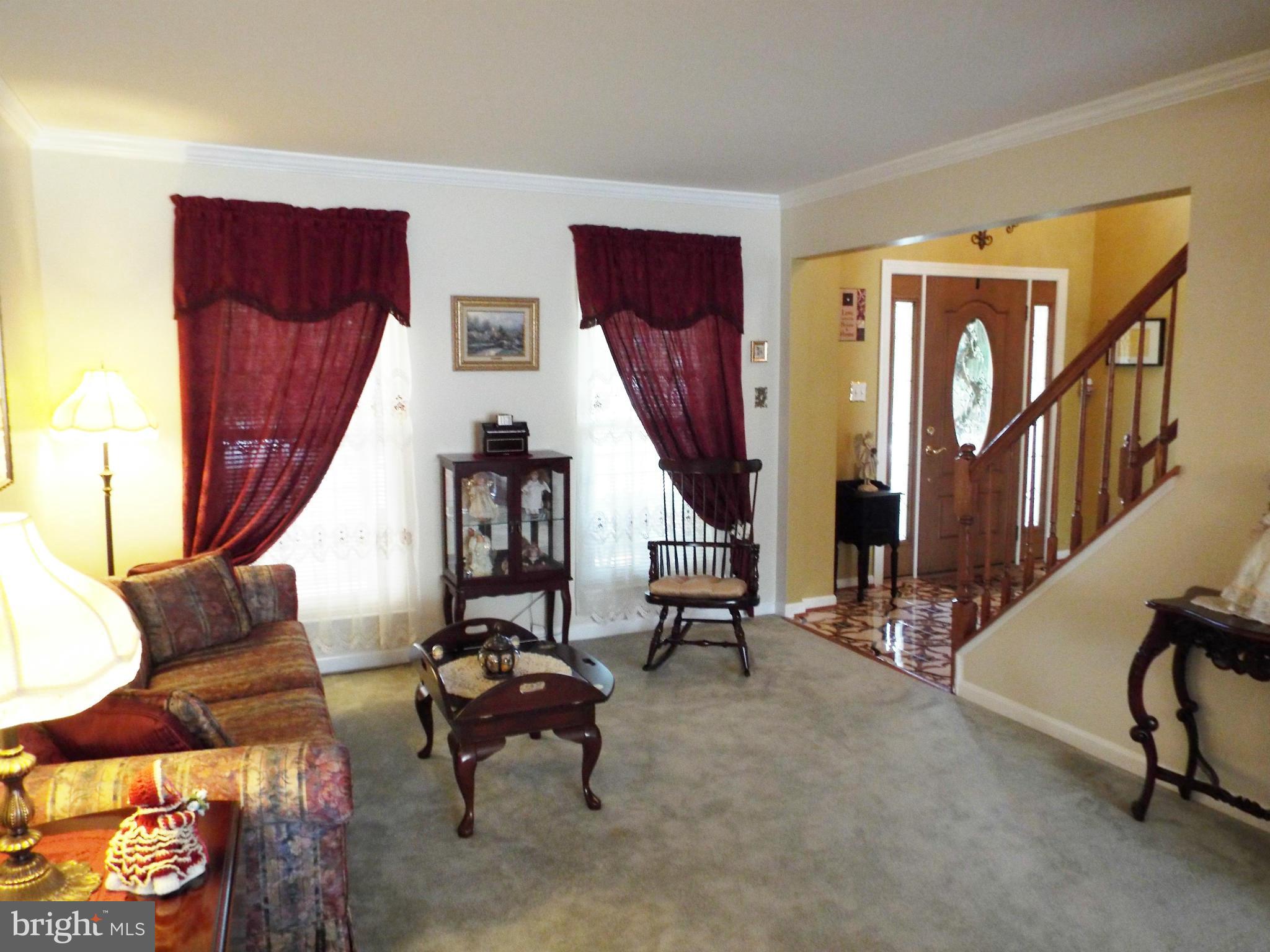 808 Autumn Ridge Road Culpeper, VA 22701 - Photo 9 of 30 Living Room
