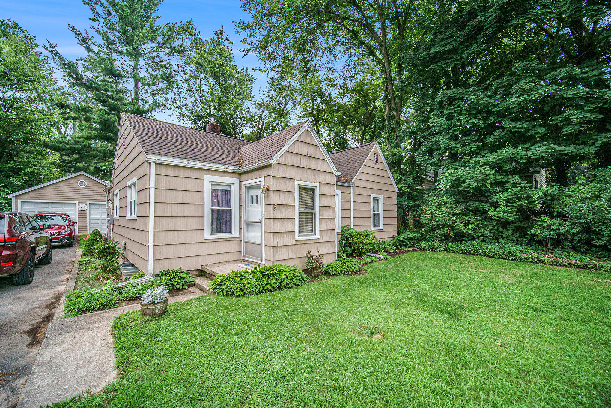 5097 Jackson Road Ann Arbor, MI 48103 - Photo 21 of 21 001_dsc01875_965