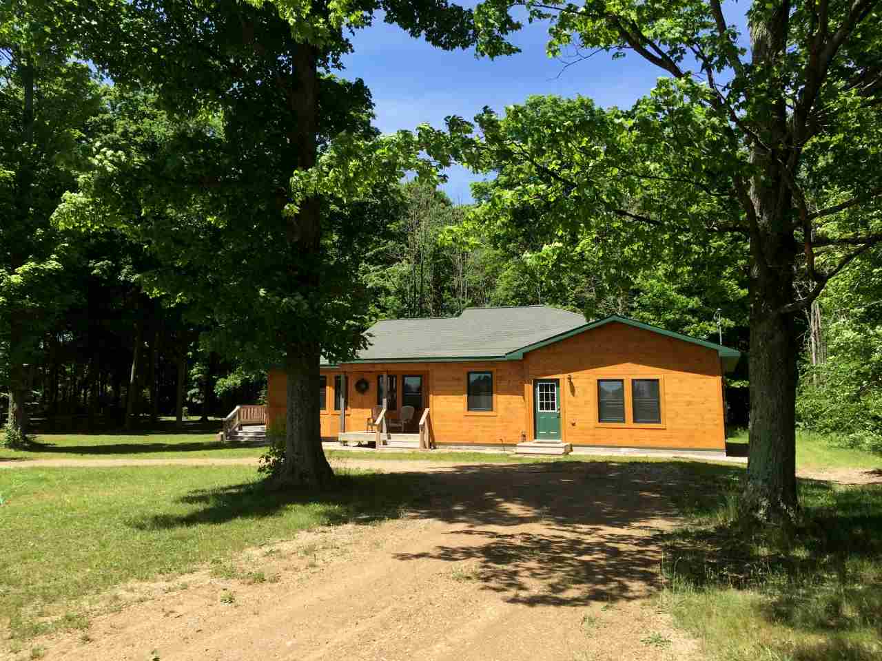 16082 Lemon Road Thompsonville, MI 49683 - Photo 2 of 37 1818223-1.JPG