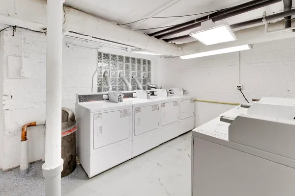 $300,000 | 742 West Wrightwood Avenue, Unit 3, Chicago, IL 60614