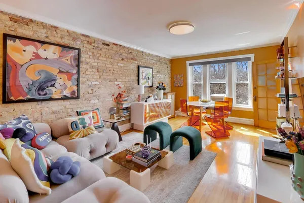 $300,000 | 742 West Wrightwood Avenue, Unit 3, Chicago, IL 60614