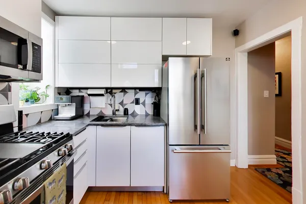 $300,000 | 742 West Wrightwood Avenue, Unit 3, Chicago, IL 60614