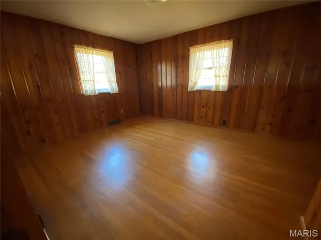 $77,000 | 371 Adrian Drive, St. Louis, MO 63137