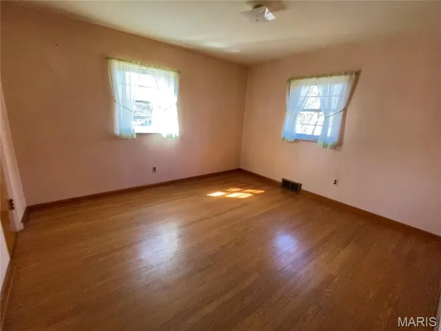 $77,000 | 371 Adrian Drive, St. Louis, MO 63137