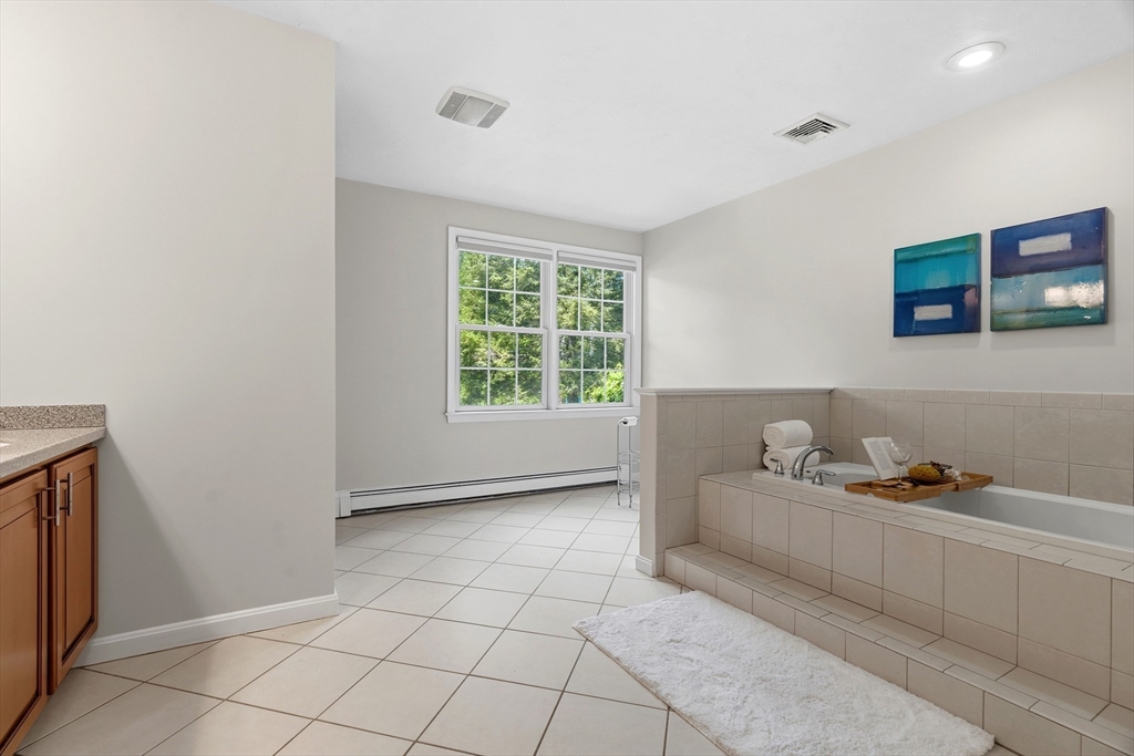 876 Central Avenue Needham, MA 02492 - Photo 15 of 40