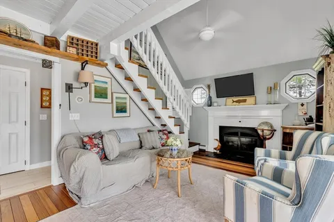 $2,500,000 | 7 Hill Wood Way, Sandwich, MA 02537