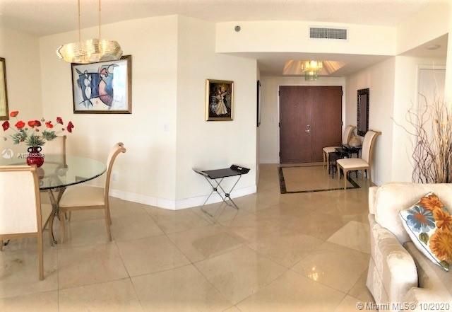 $450,000 | 2000 Island Boulevard, Unit 1802, Aventura, FL 33160