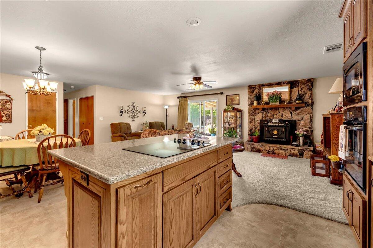 5320 Maybelle Way Anderson, CA 96007 - Photo 14 of 35 14