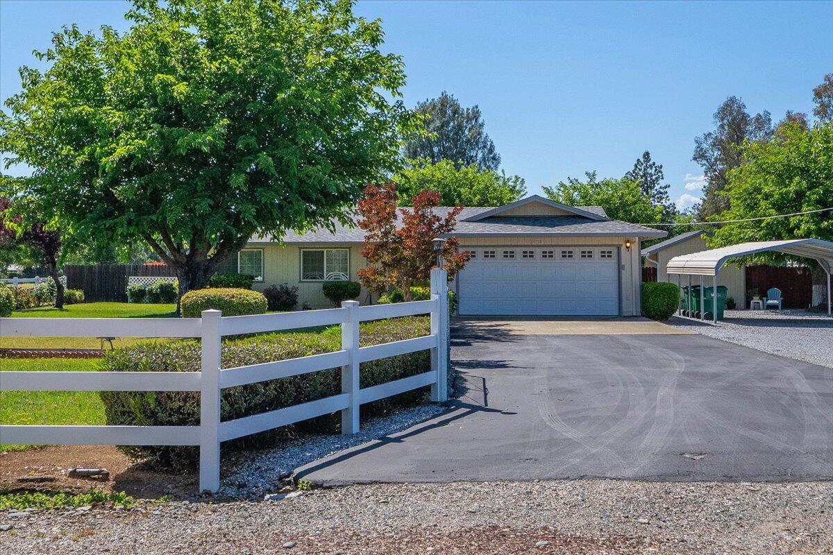 5320 Maybelle Way Anderson, CA 96007 - Photo 2 of 35 2