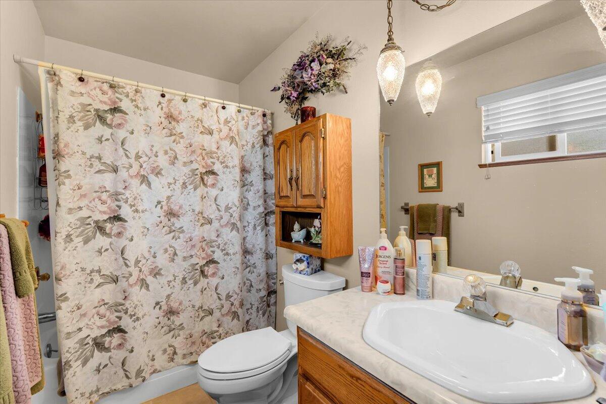 5320 Maybelle Way Anderson, CA 96007 - Photo 21 of 35 21