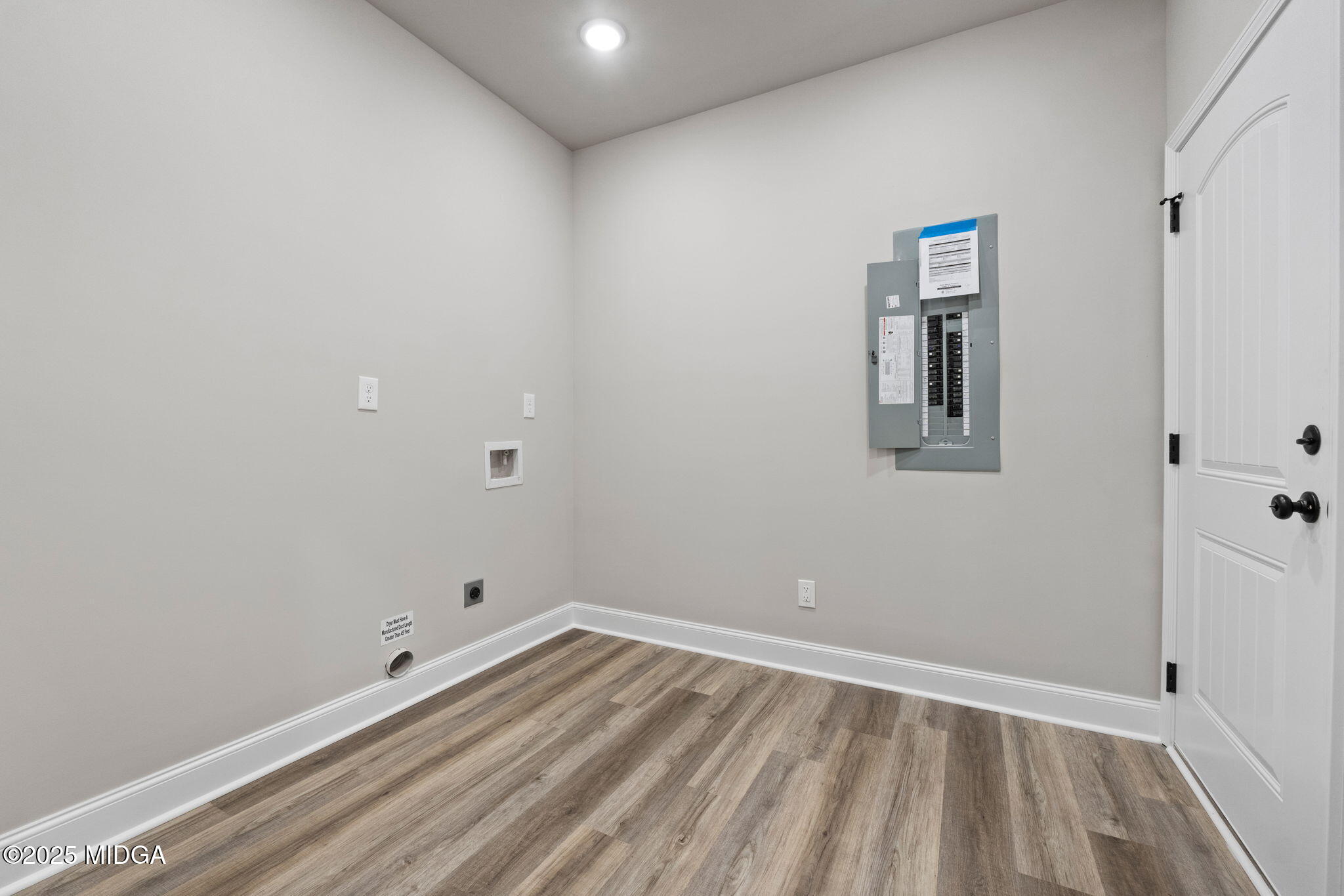 2760 Boxankle Road Forsyth, GA 31029 - Photo 24 of 50 a view of a room with rack on the wall and a window