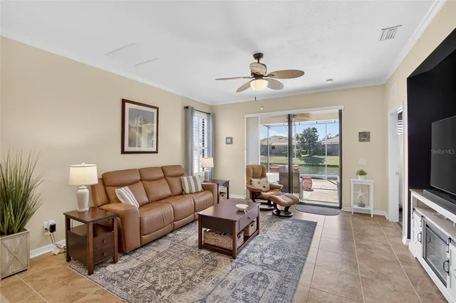 $305,000 | 220 Shell Falls Drive, Apollo Beach, FL 33572