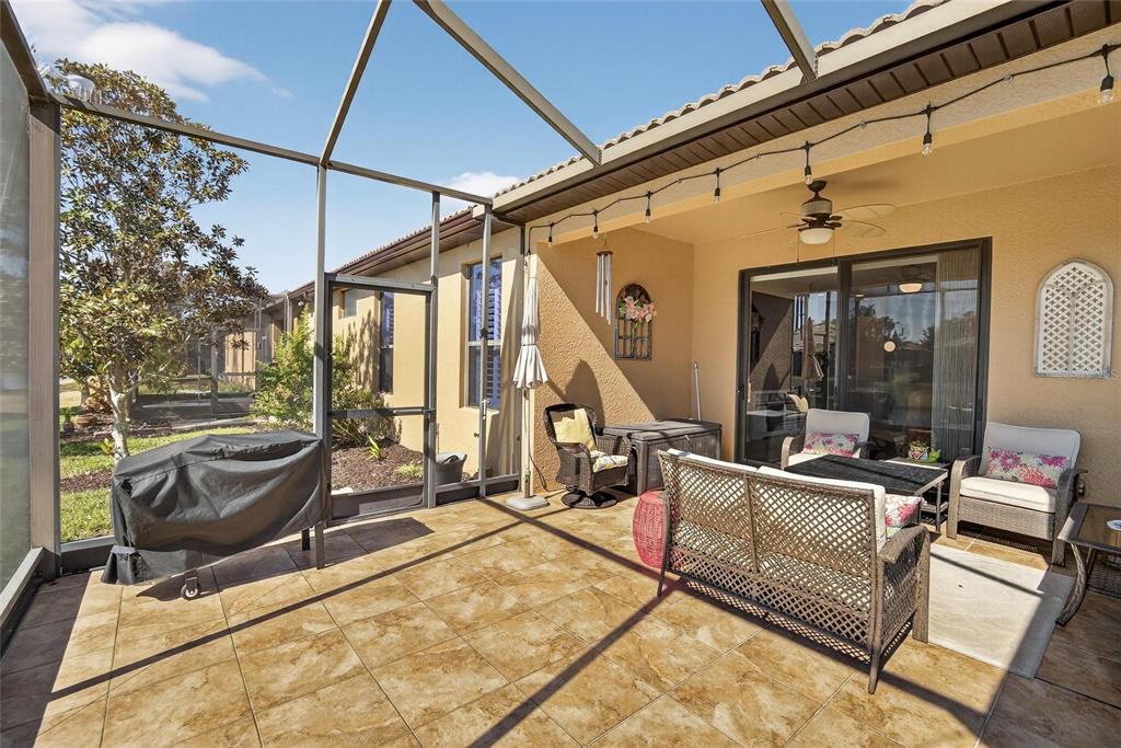 220 Shell Falls Drive Apollo Beach, FL 33572 - Photo 38 of 74