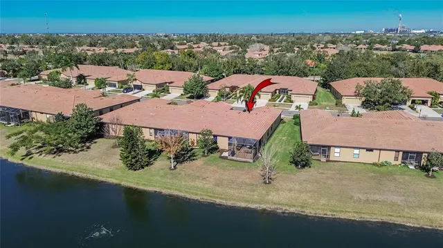 $305,000 | 220 Shell Falls Drive, Apollo Beach, FL 33572