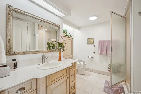 $429,500 | 1000 Guadalupe Street, Unit 1D & G3, Kerrville, TX 78028