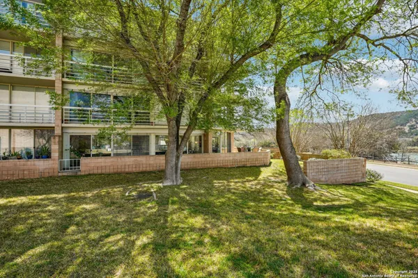 $429,500 | 1000 Guadalupe Street, Unit 1D & G3, Kerrville, TX 78028