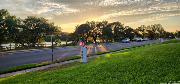 $429,500 | 1000 Guadalupe Street, Unit 1D & G3, Kerrville, TX 78028