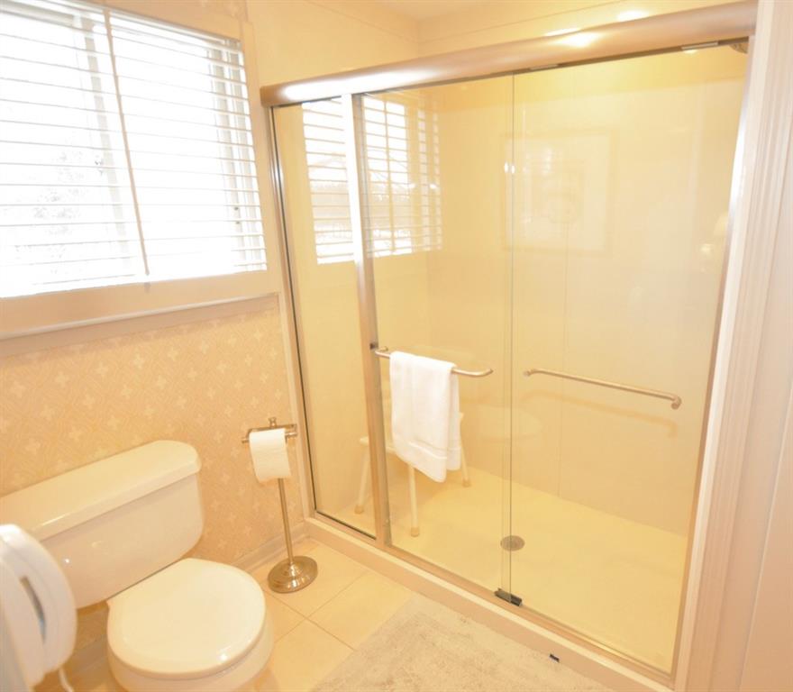 8308 Spring Mill Road Indianapolis, IN 46260 - Photo 21 of 35 Gallery Image 21