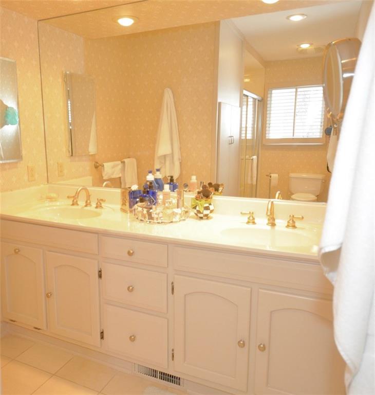 8308 Spring Mill Road Indianapolis, IN 46260 - Photo 22 of 35 Gallery Image 22