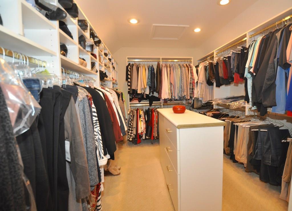 8308 Spring Mill Road Indianapolis, IN 46260 - Photo 25 of 35 Gallery Image 25