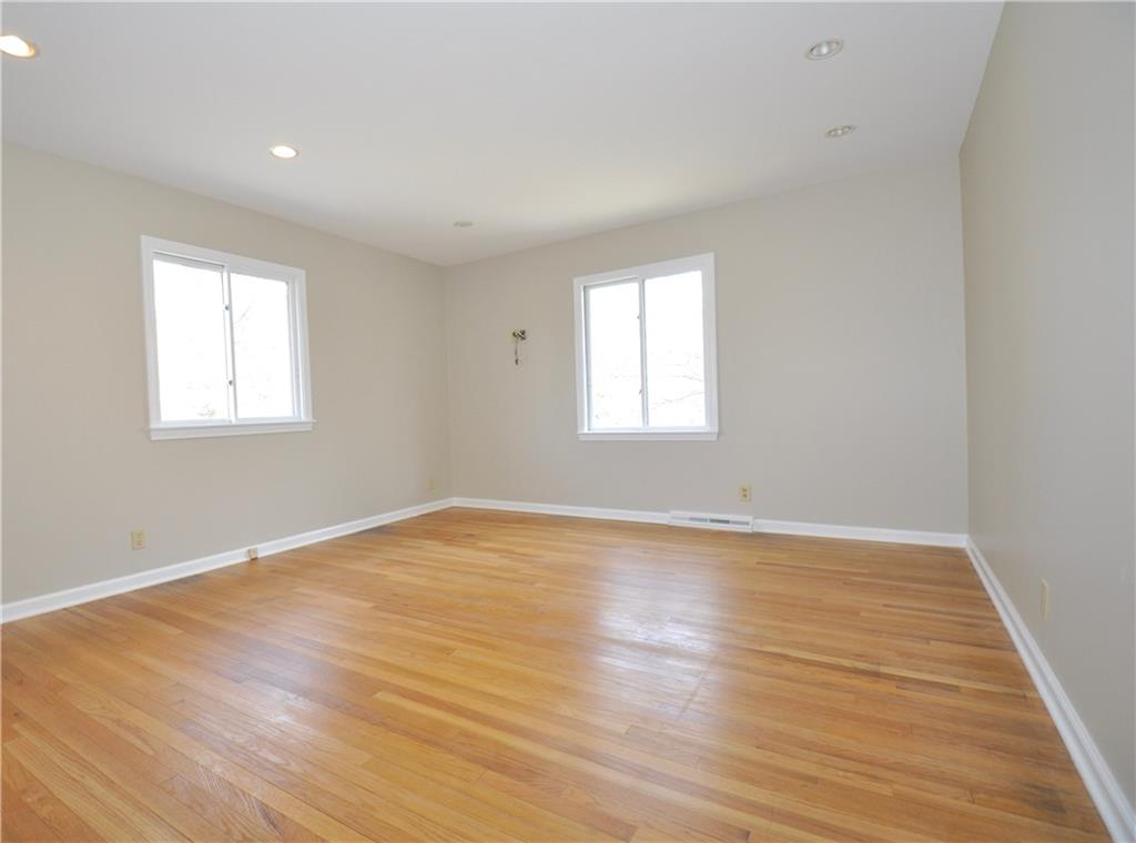 8308 Spring Mill Road Indianapolis, IN 46260 - Photo 28 of 35 Gallery Image 28