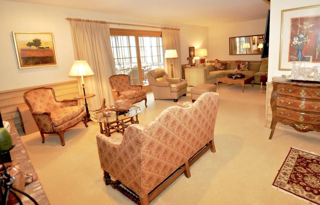 8308 Spring Mill Road Indianapolis, IN 46260 - Photo 8 of 35 Gallery Image 8