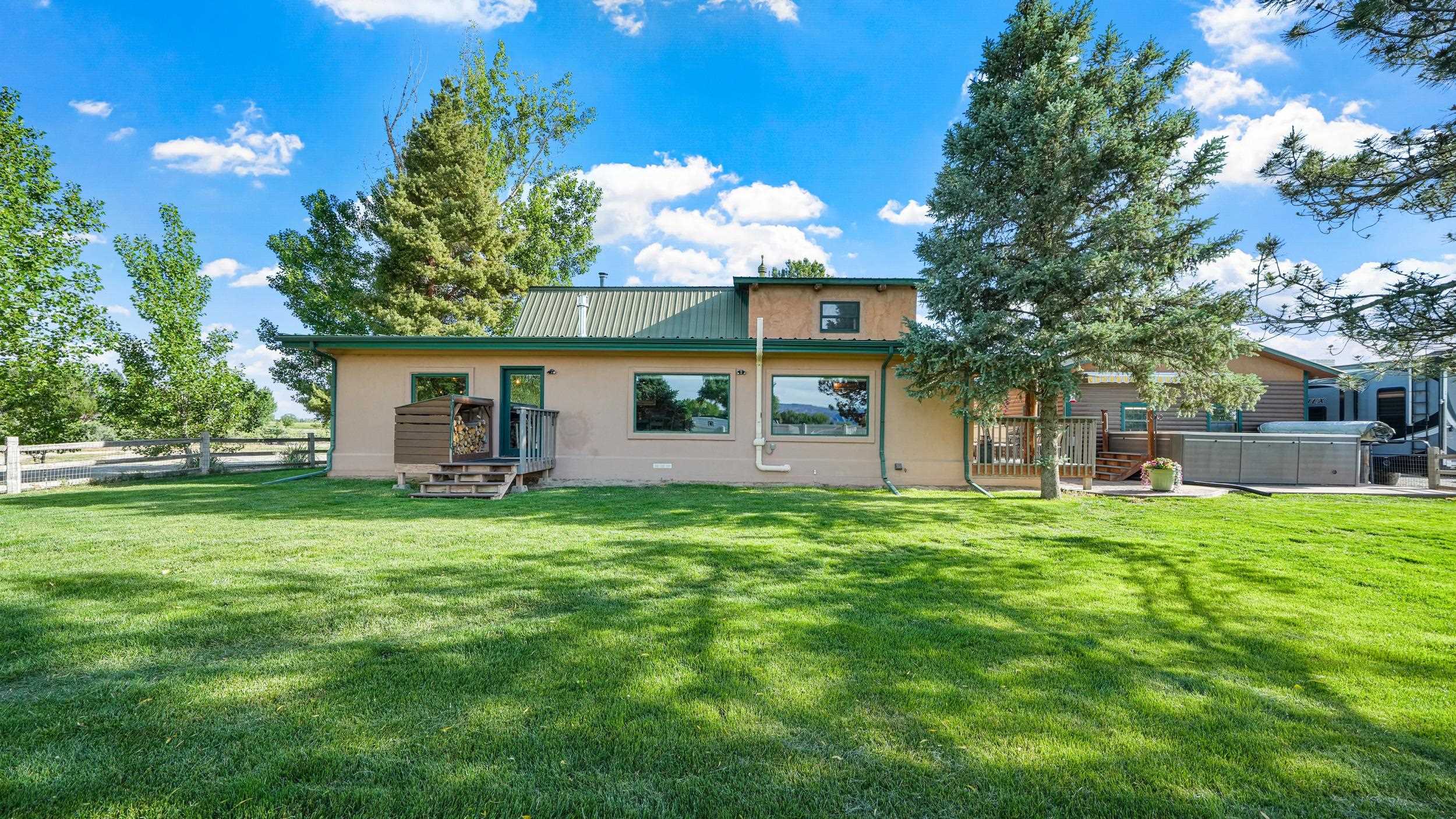 1355 N Road Loma, CO 81524 - Photo 11 of 41 Gallery Image 11