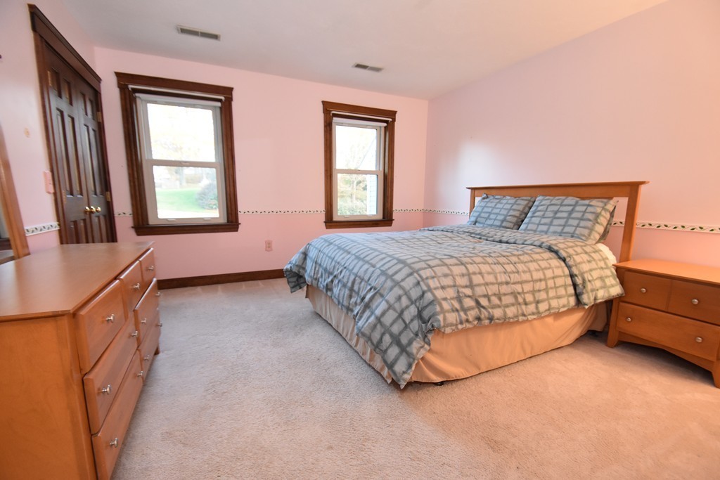 184 Anderson Road Marlborough, MA 01752 - Photo 16 of 27 Gallery Image 16