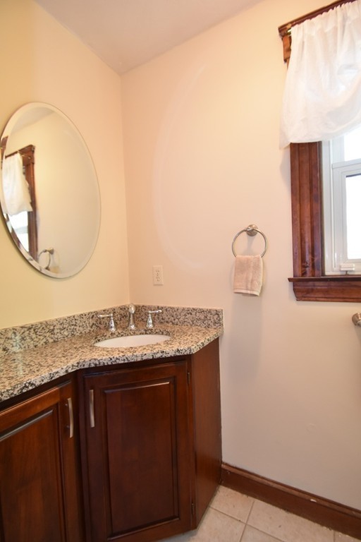184 Anderson Road Marlborough, MA 01752 - Photo 10 of 27 Gallery Image 10