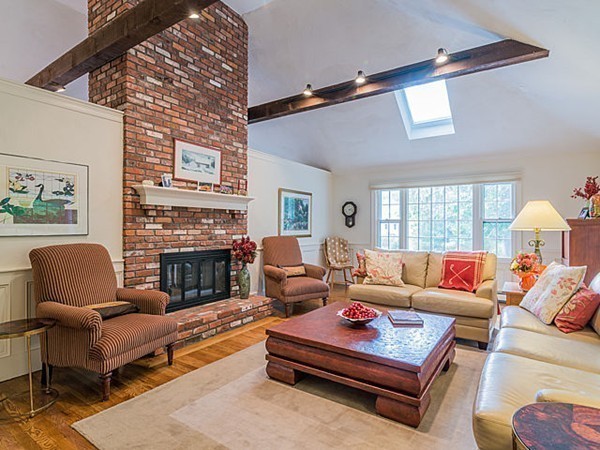 5 Highfields Wayland, MA 01778 - Photo 4 of 23
