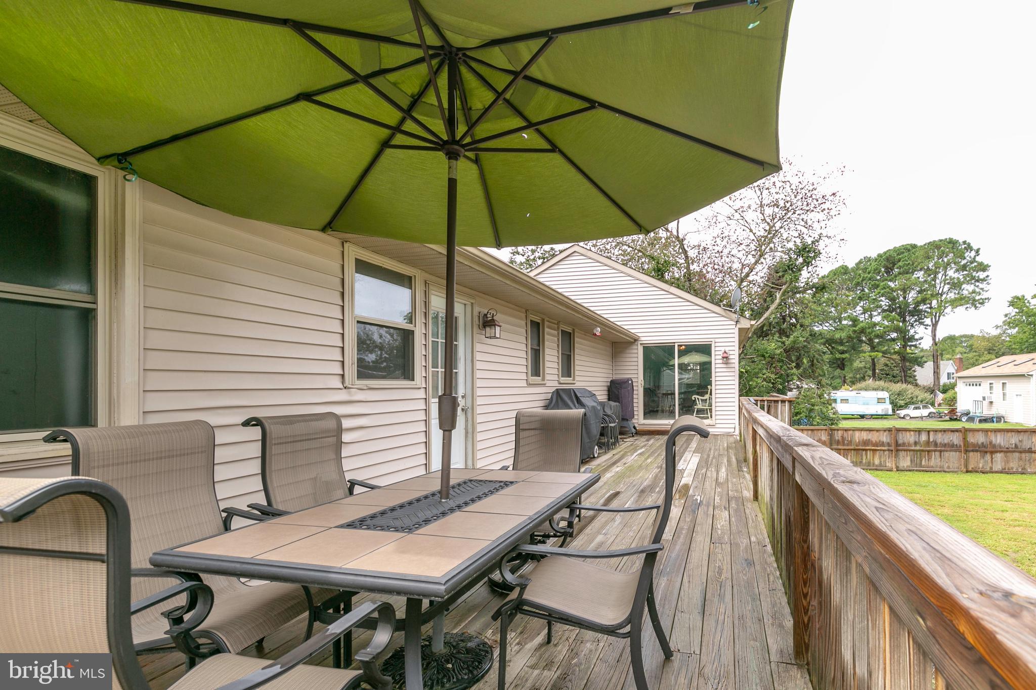 105 Rutledge Road Queenstown, MD 21658 - Photo 17 of 57 Expansive Deck