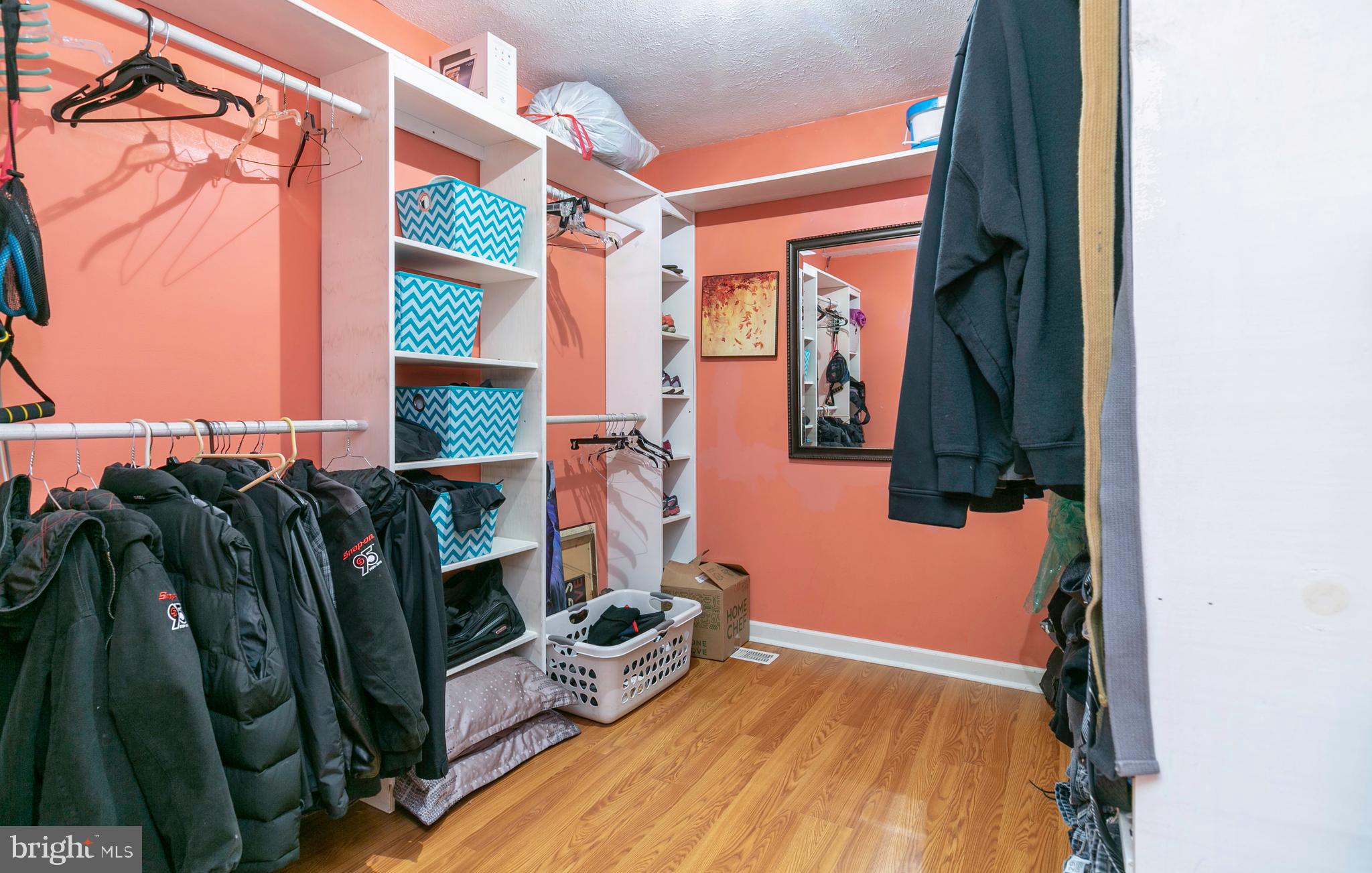 105 Rutledge Road Queenstown, MD 21658 - Photo 39 of 57 Large walk-in closet