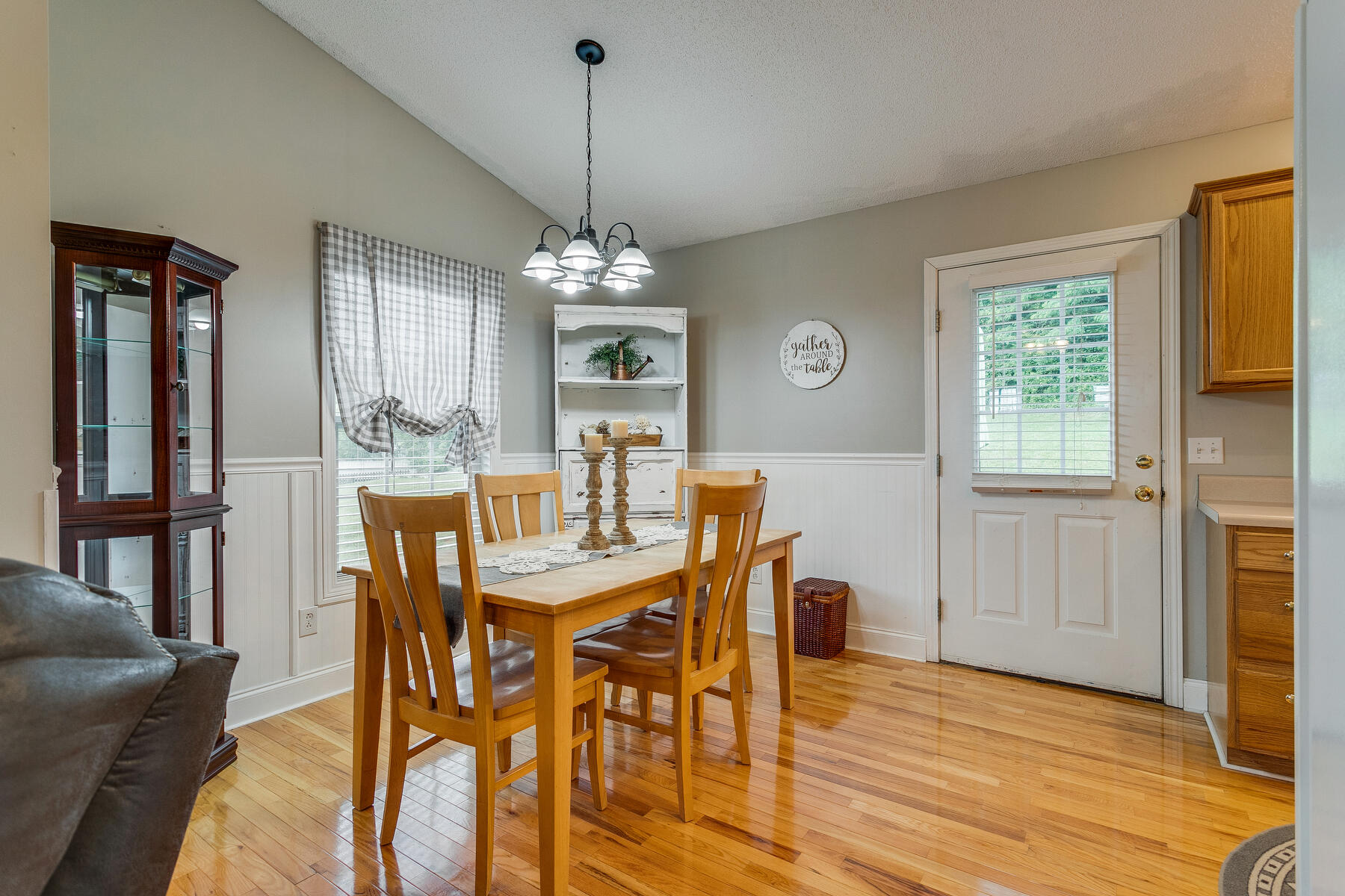 210 Maple Ridge Drive Jonesborough, TN 37659 - Photo 13 of 46 014