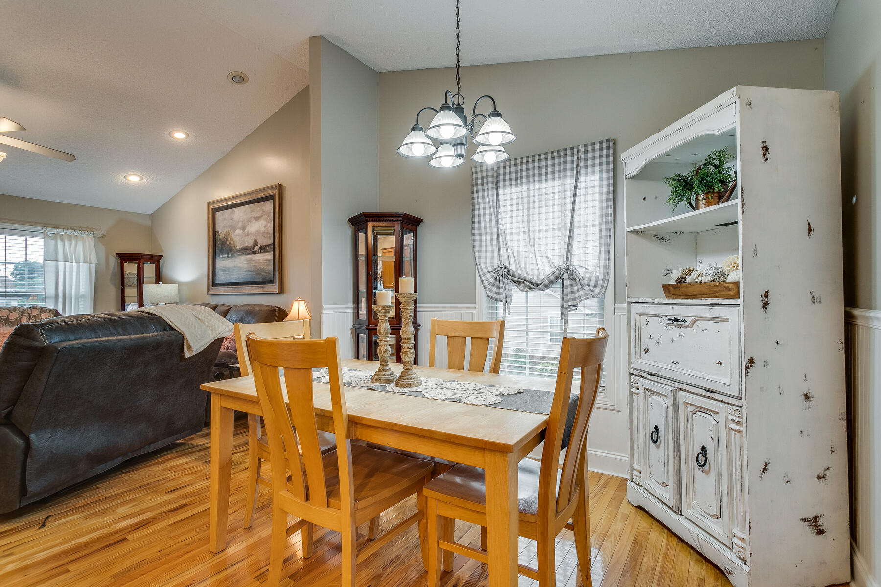 210 Maple Ridge Drive Jonesborough, TN 37659 - Photo 14 of 46 015