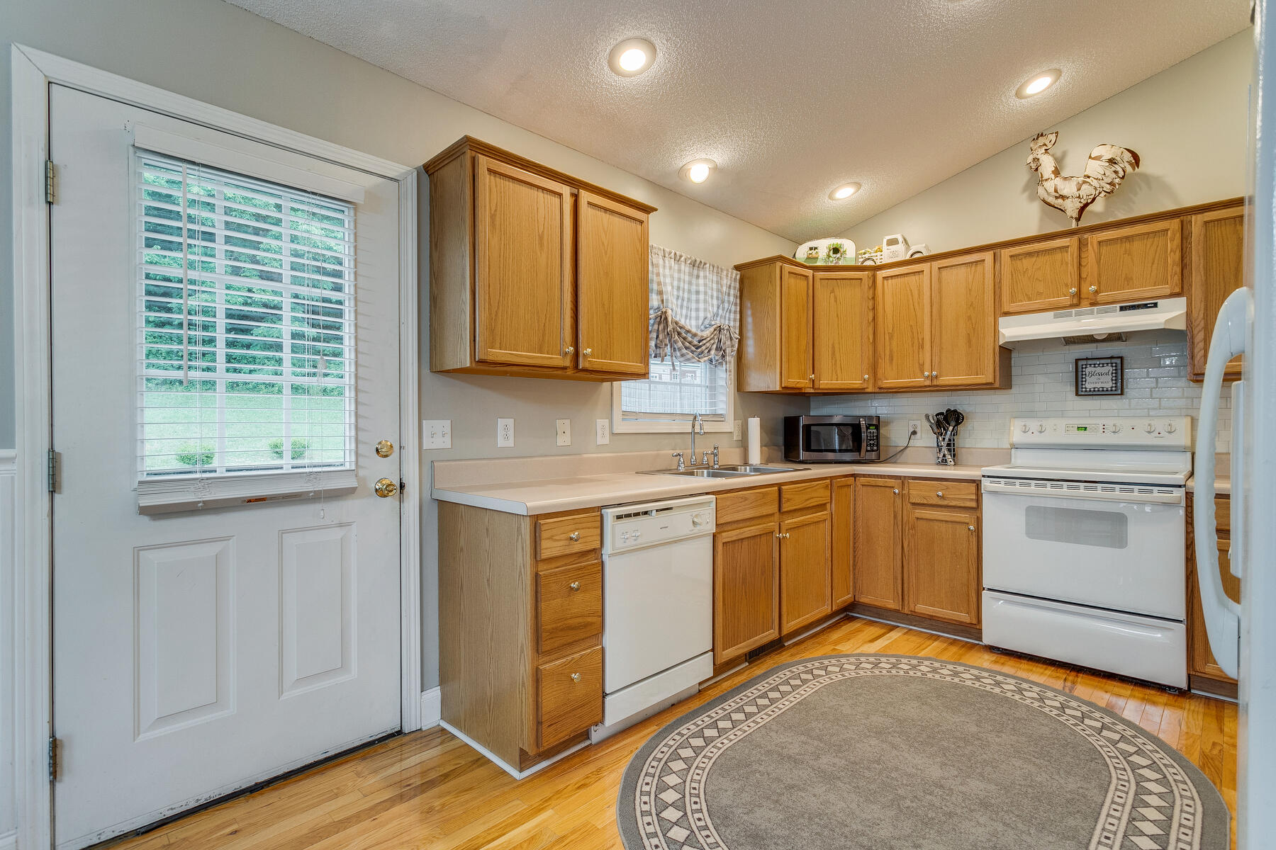210 Maple Ridge Drive Jonesborough, TN 37659 - Photo 17 of 46 018