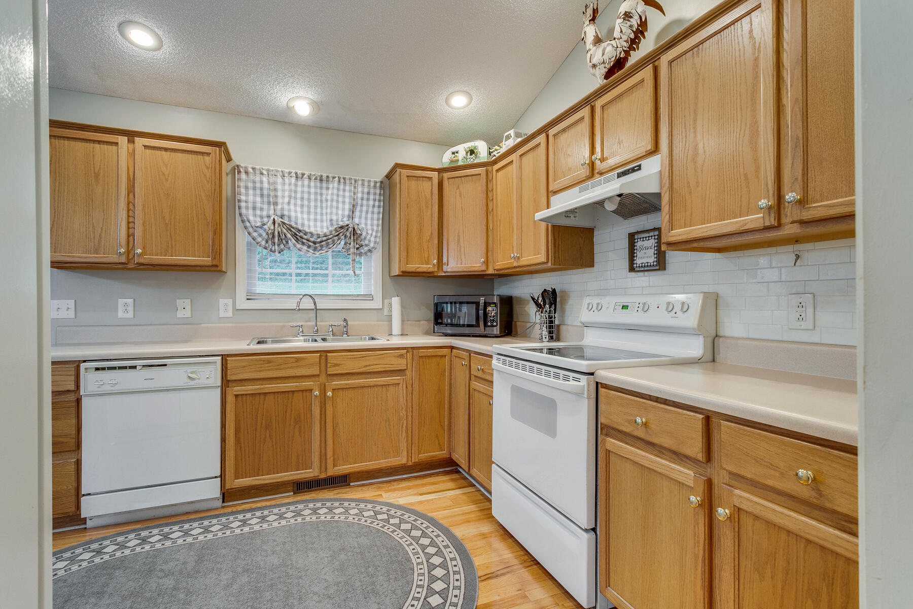 210 Maple Ridge Drive Jonesborough, TN 37659 - Photo 18 of 46 019