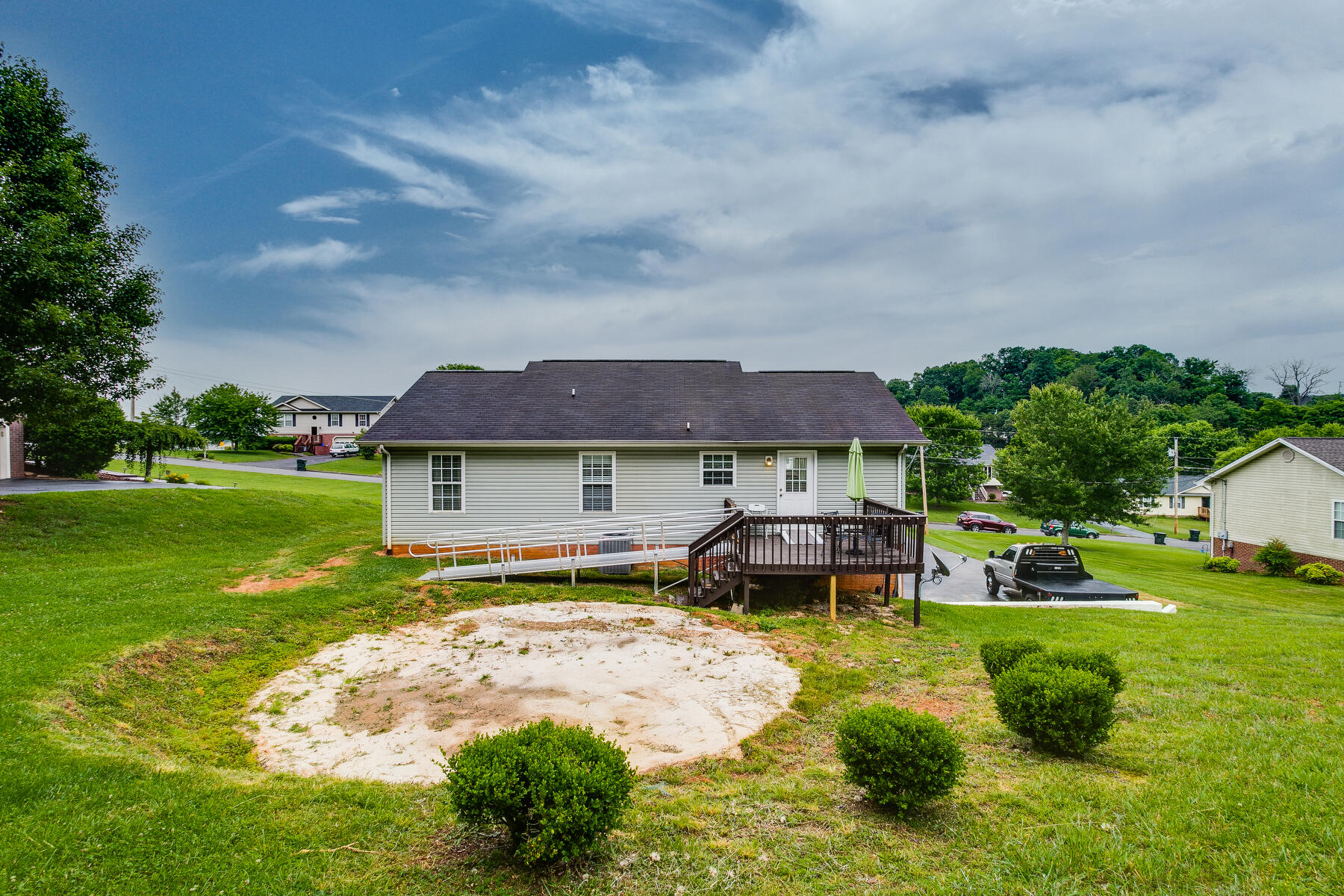 210 Maple Ridge Drive Jonesborough, TN 37659 - Photo 42 of 46 044