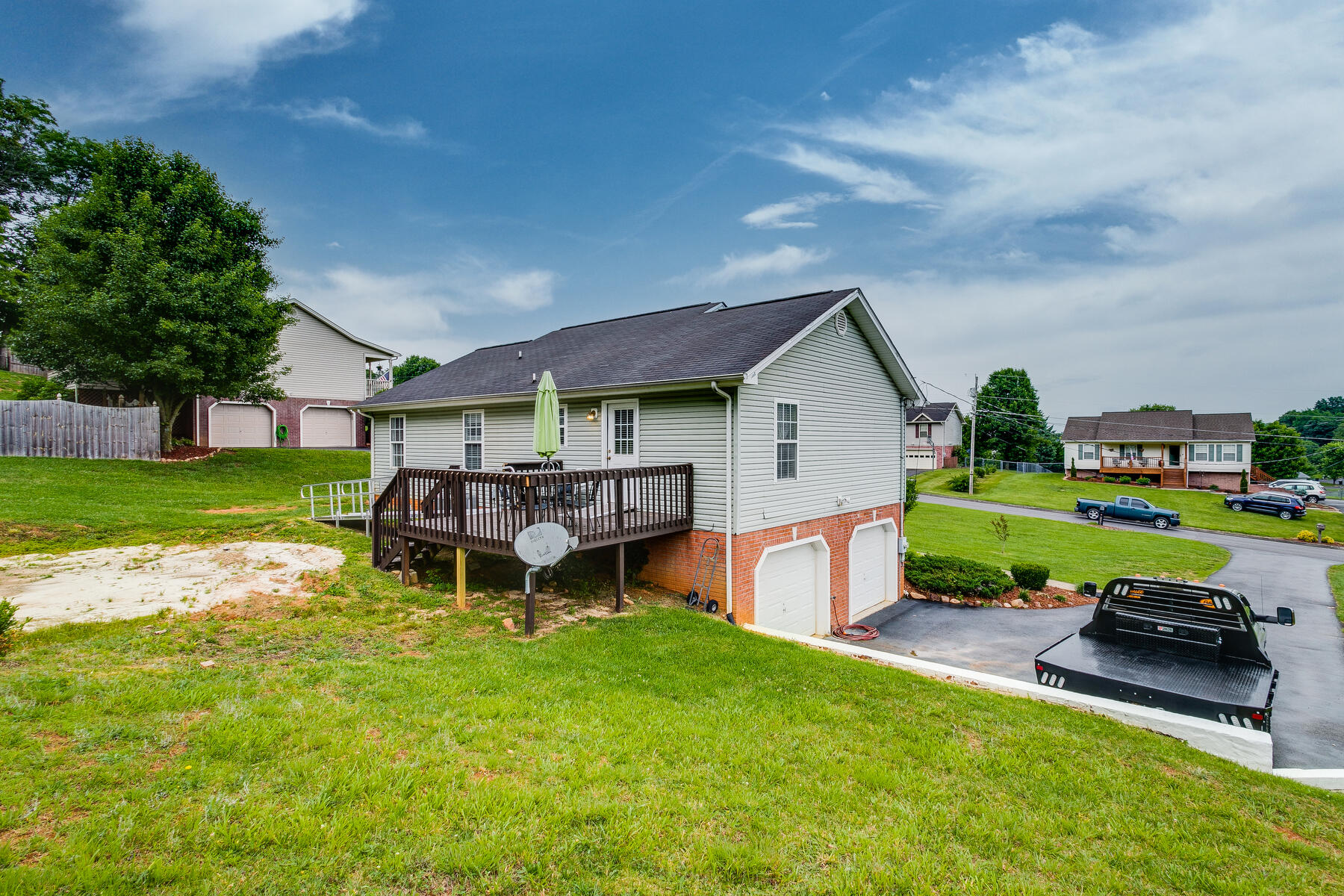 210 Maple Ridge Drive Jonesborough, TN 37659 - Photo 43 of 46 045