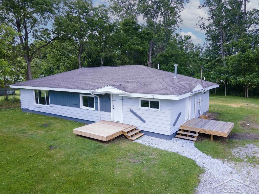 62 5 Mile Road Midland, MI 48640 - Photo 4 of 33