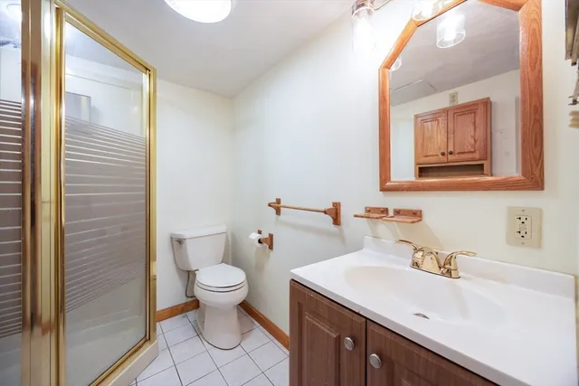 a bathroom with a sink and a toilet