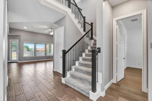 $799,900 | 4906 De Lagos Circle, Spring, TX 77389